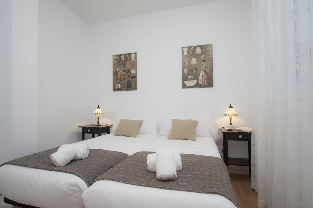 SingularStays Plaza Redonda Valencia Habitación foto