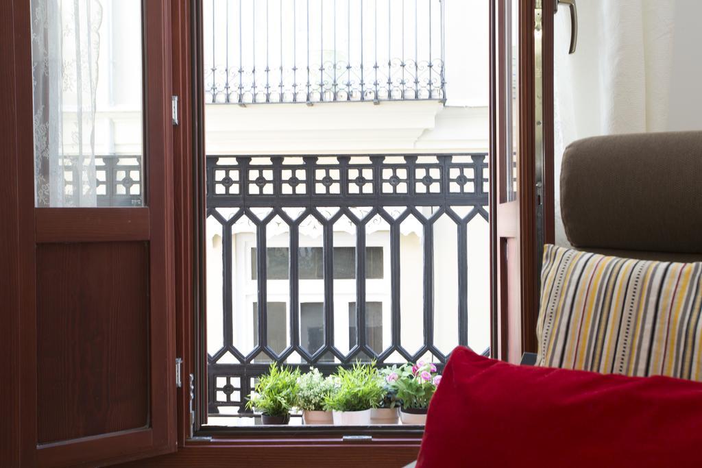 SingularStays Plaza Redonda Valencia Habitación foto